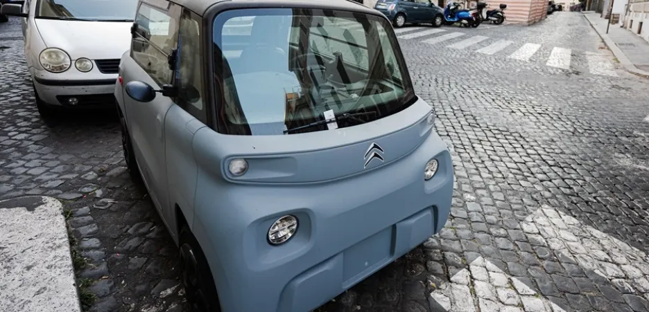 Citroën Ami noleggio lungo termine